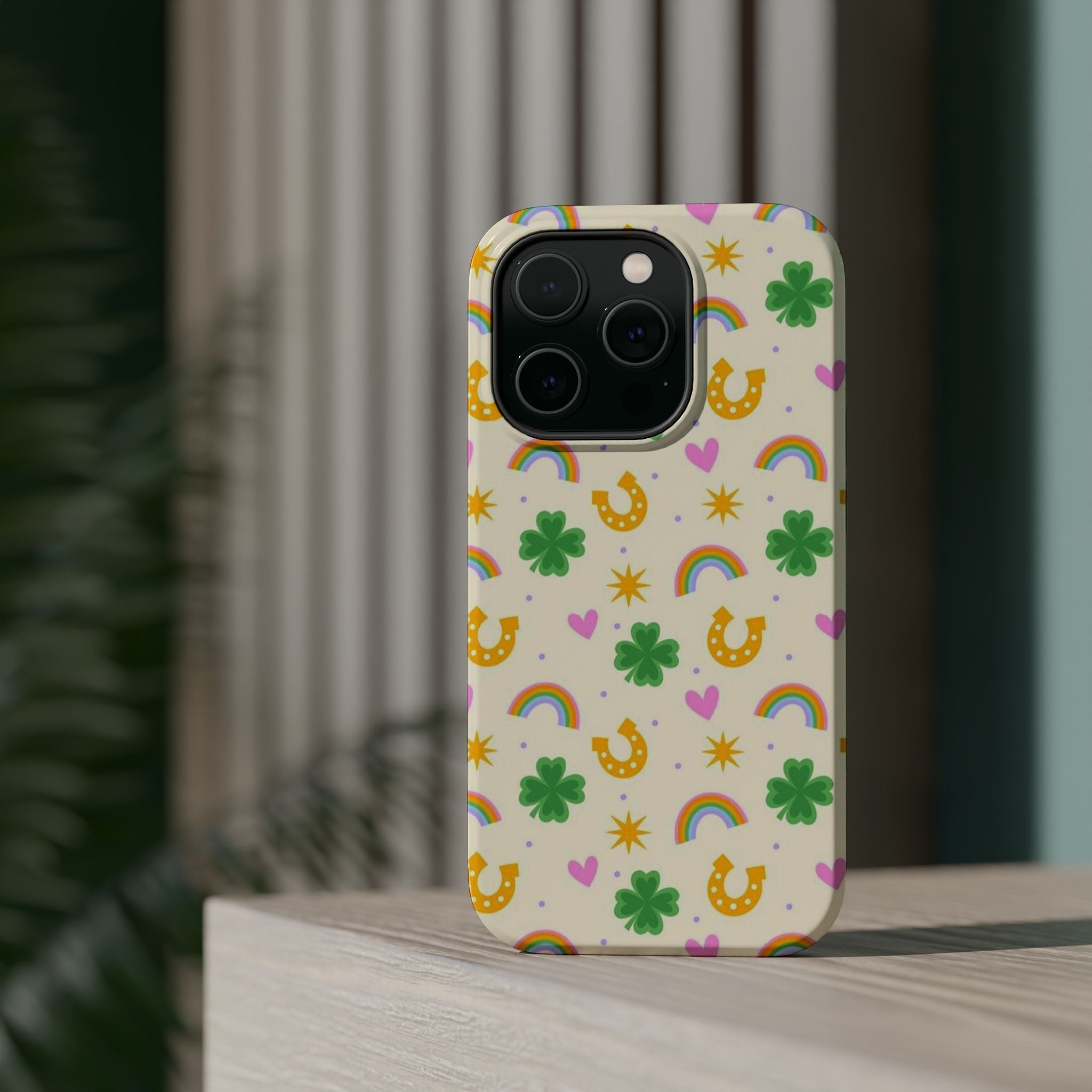 Lucky - Magnetic Impact-Resistant Cases