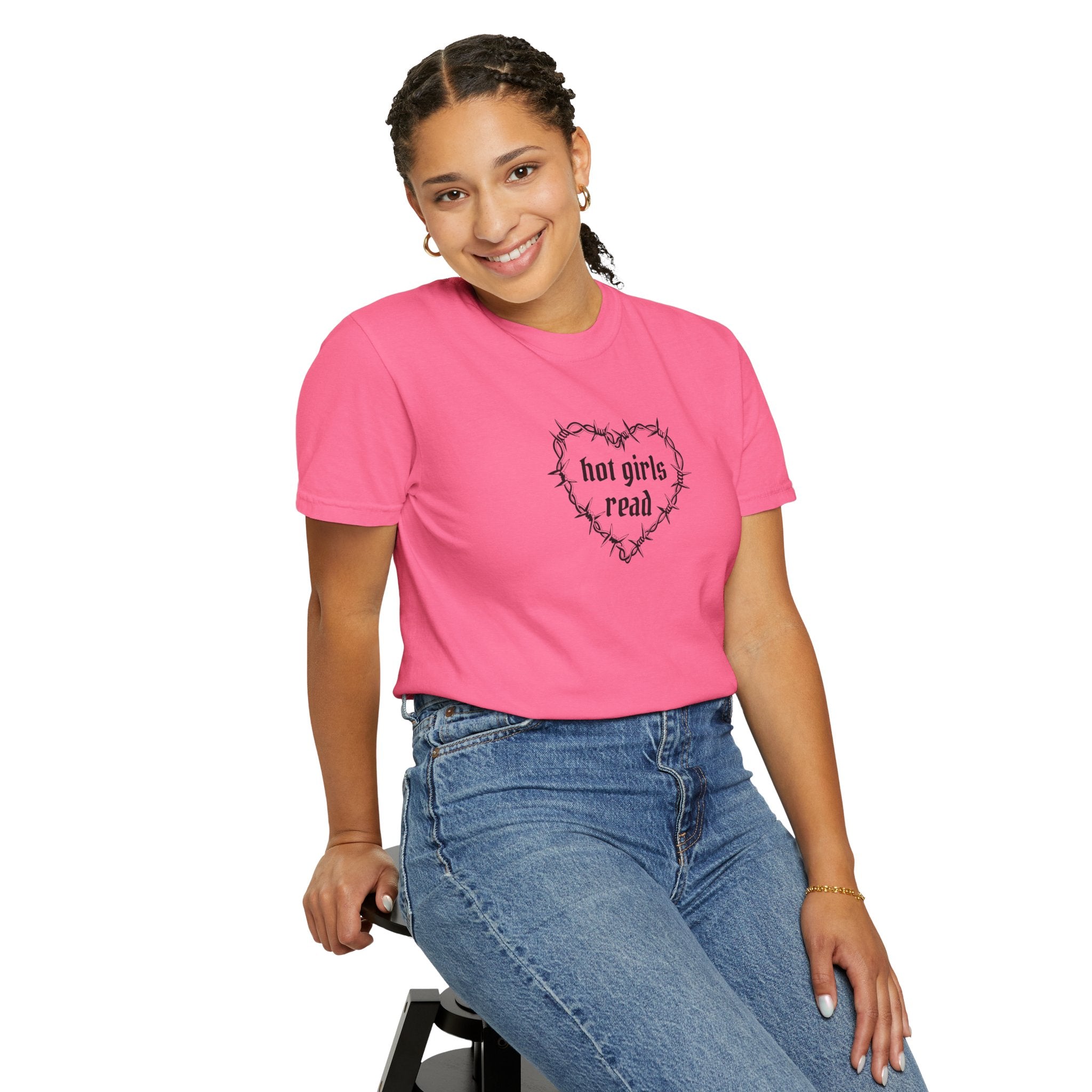 Hot Girls Read Comfort Color Tee