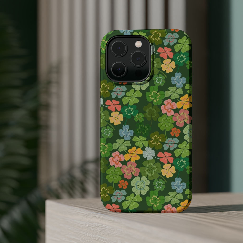 Clover - Magnetic Impact-Resistant Cases