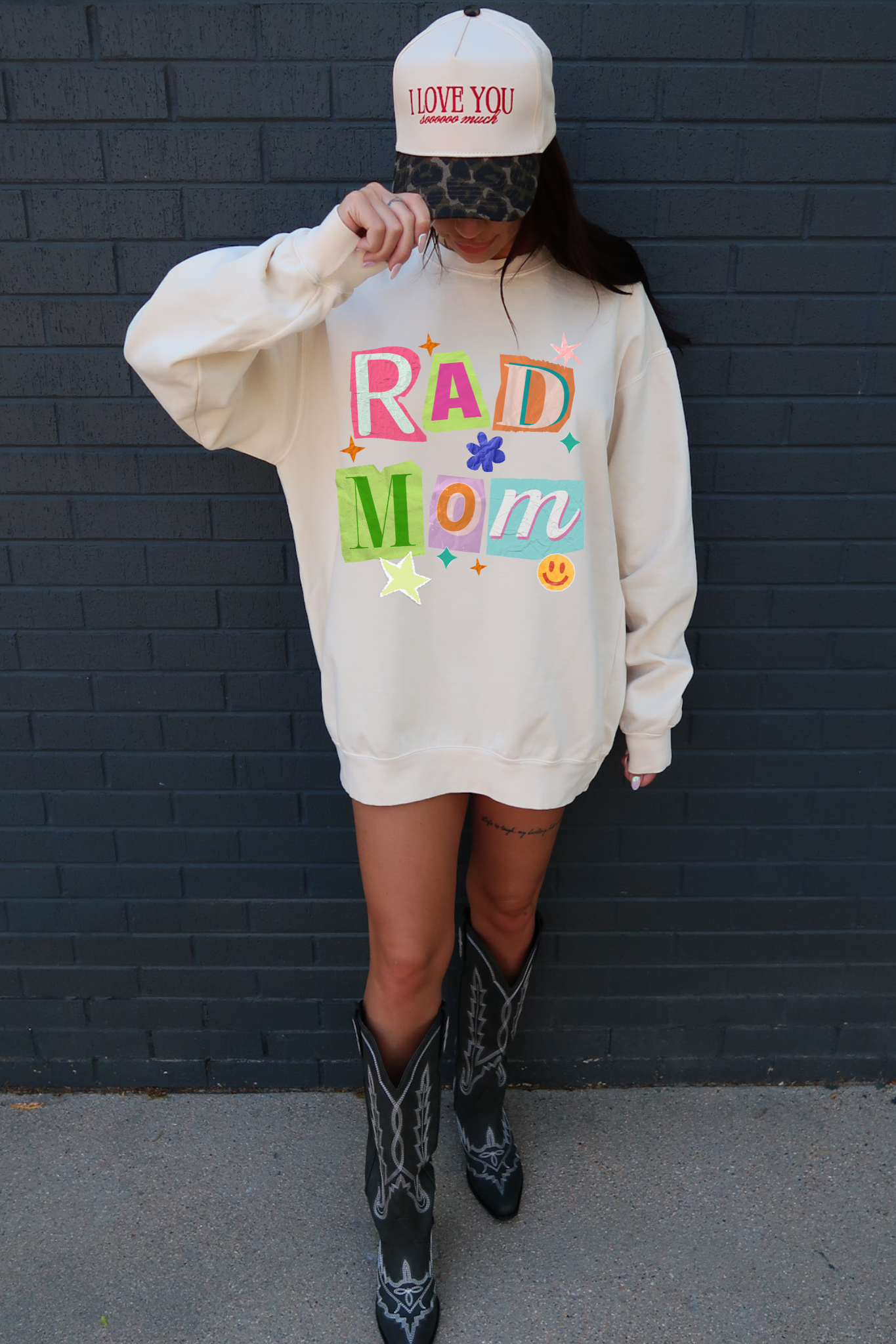 RAD Mom Lightweight Crewneck Sweatshirt - Comfort Color Pullover