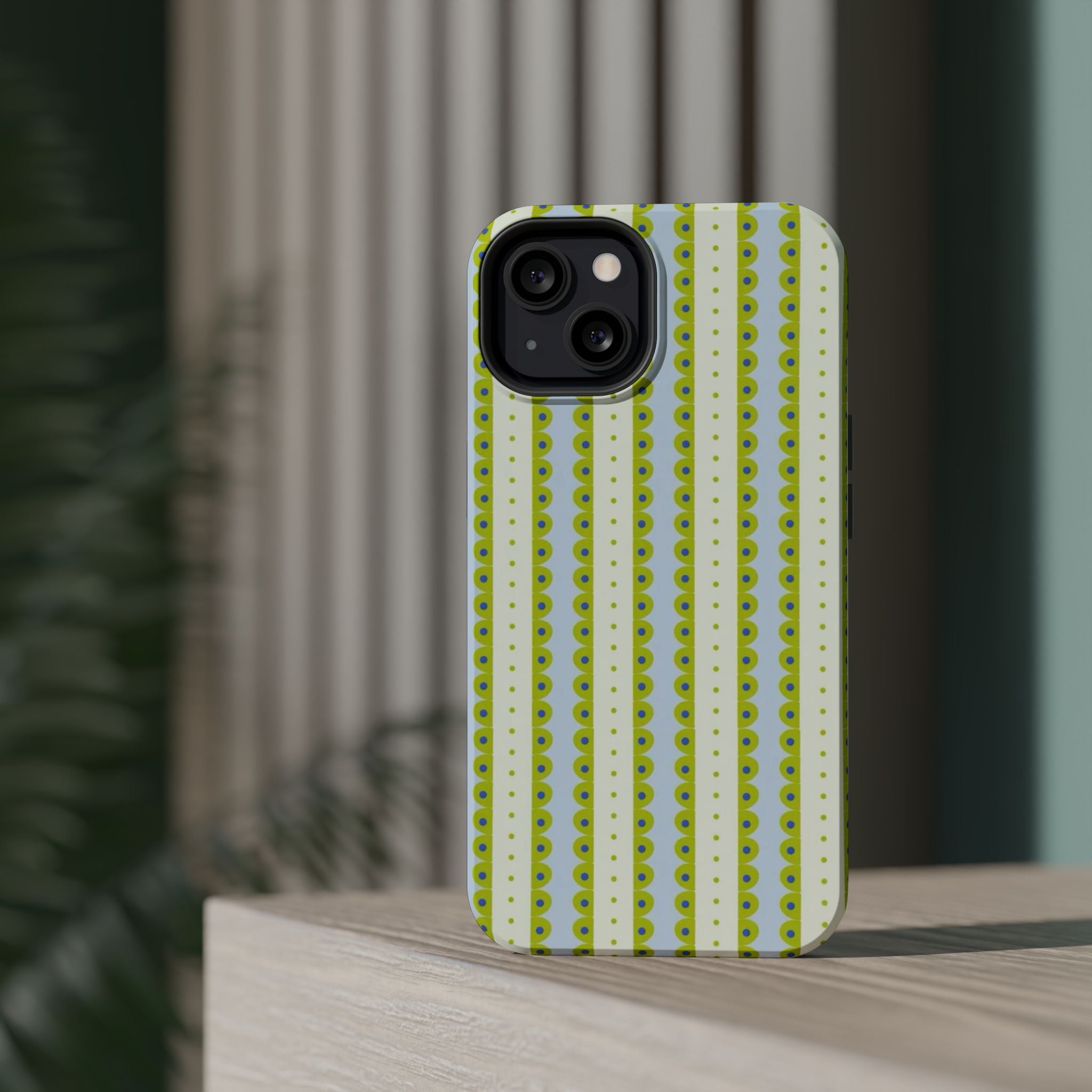 Scalloped - Magnetic Impact-Resistant Cases