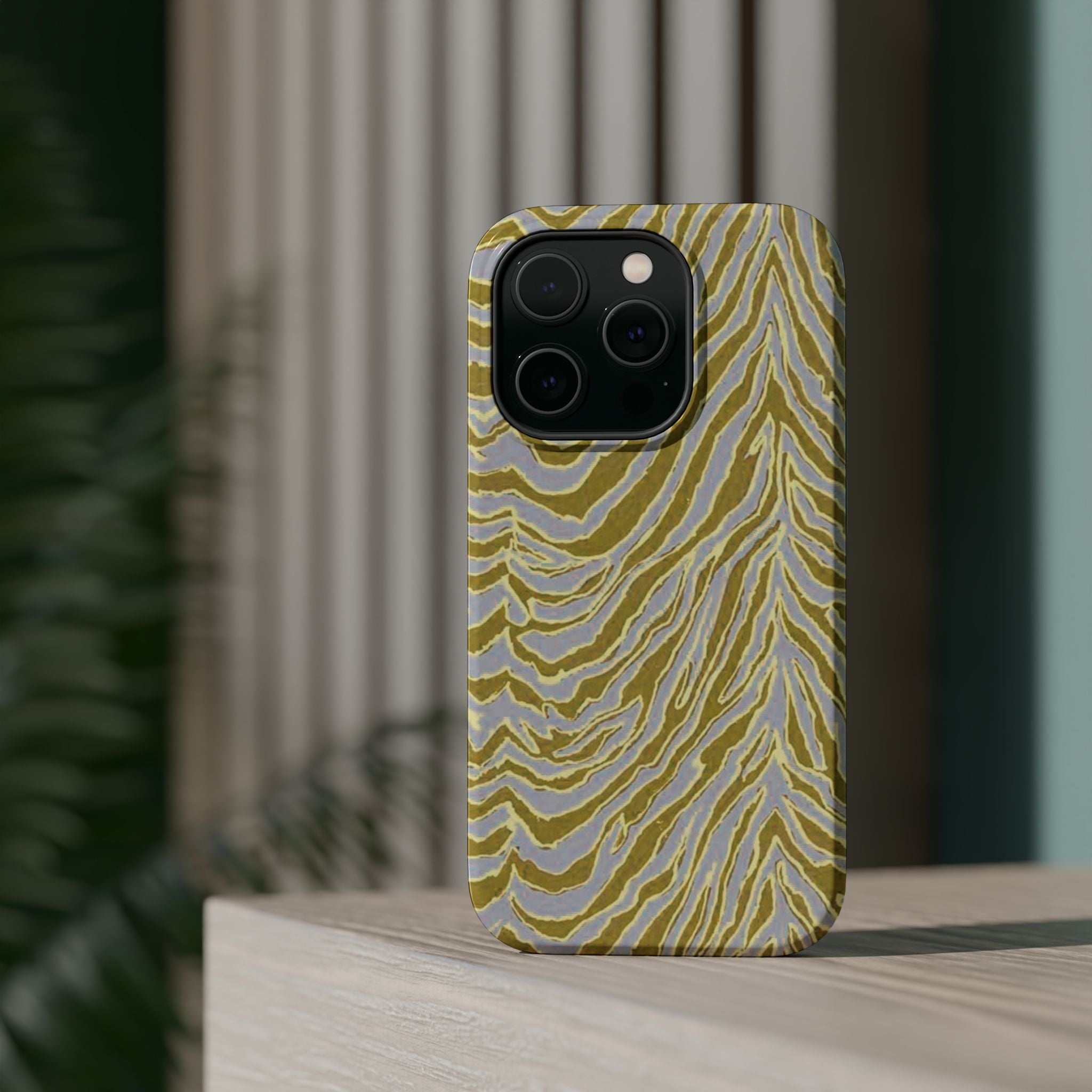 Lucky Zebra - Magnetic Impact-Resistant Cases