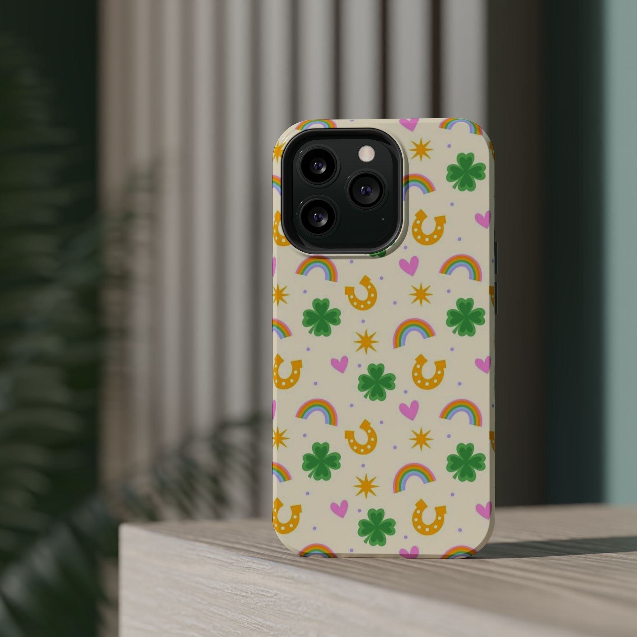 Lucky - Magnetic Impact-Resistant Cases